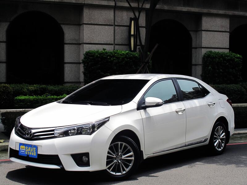 國民神車 銷售no.1 跑8萬 剛做完7萬公里大保養 全新電池 2014 TOYOTA New Corolla ALT