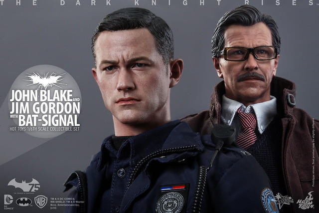 Hot Toys - MMS275 - 《黑暗騎士:黎明昇起》1/6比例 約翰‧布萊克與吉姆‧高登 & 蝙蝠探照燈 套裝