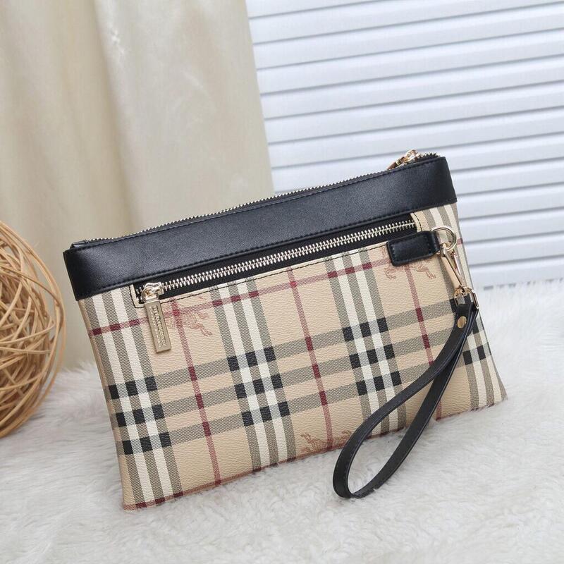 Burberry 博柏利巴寶莉時尚拼色真皮男士手包男款手抓包