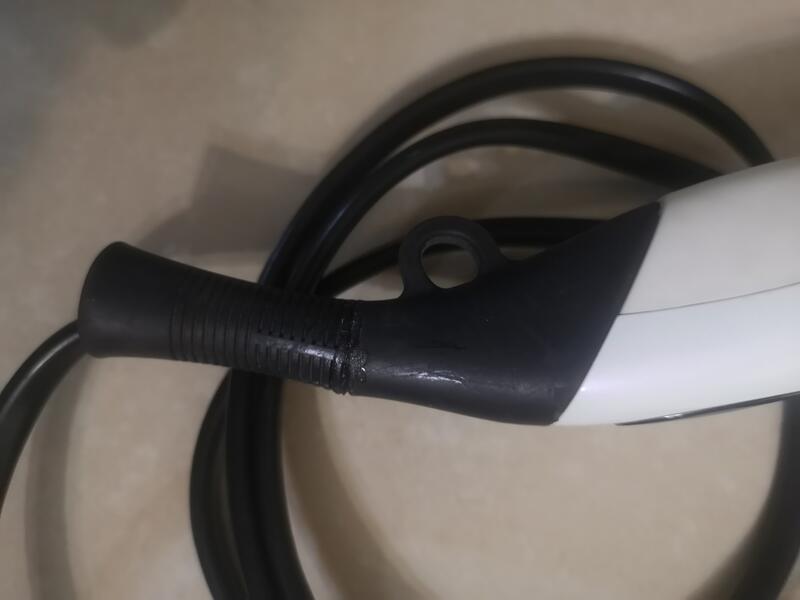 二手 TESCOM/優田 1500W 六段靜電吹風機 TID2100TW