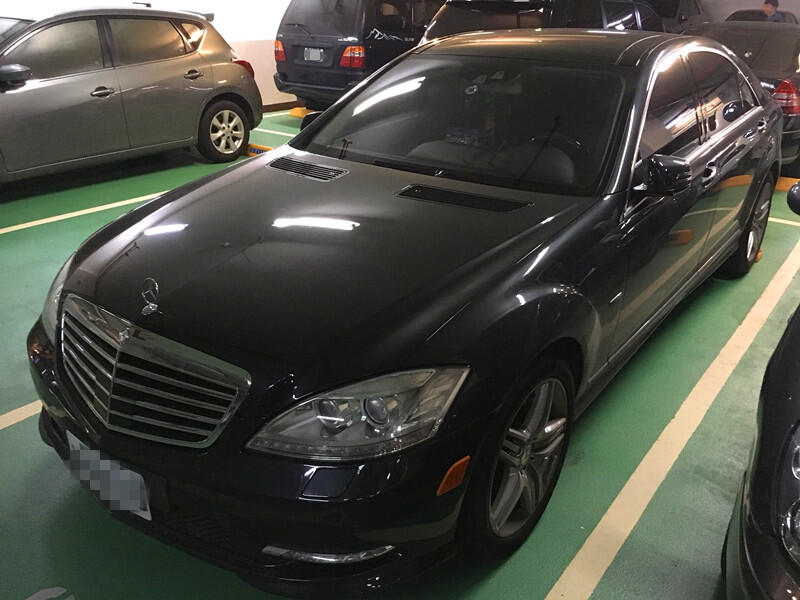 Benz W221 S400H 2009