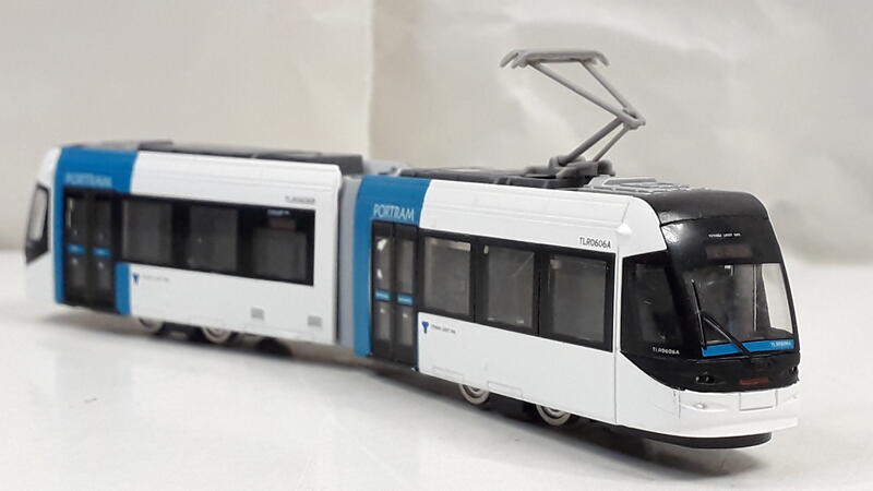 中古良品 Tomytec 鐵道系列富山路面電車tlr0606 藍 動力車 露天拍賣